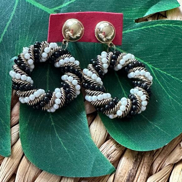 BOGO FREE SEED BEAD BLACK WHITE CUT OUT DONUT POST EARRINGS - Picture 1 of 5